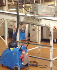 Conveyor Belt Cleaner in action