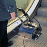 escalator-cleaner