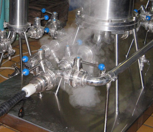 Applying steam vapour